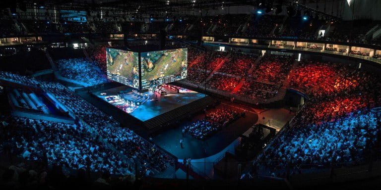 Riot makes billions from LoL, but its president blames team owners for not investing more into the scene