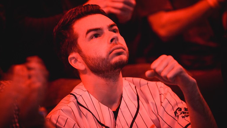Nadeshot makes deal with Froste to get tattoo for 100,000 retweets, immediately regrets it
