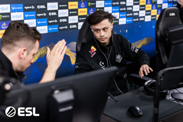 Stewie2K high-fives a teammate after a victory at IEM Dallas 2024.